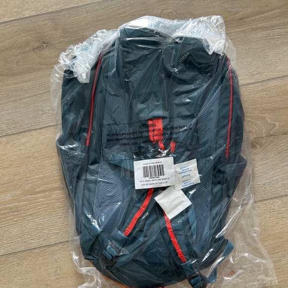 Cotopaxi Moda 20L Backpack - Picture 2 of 8